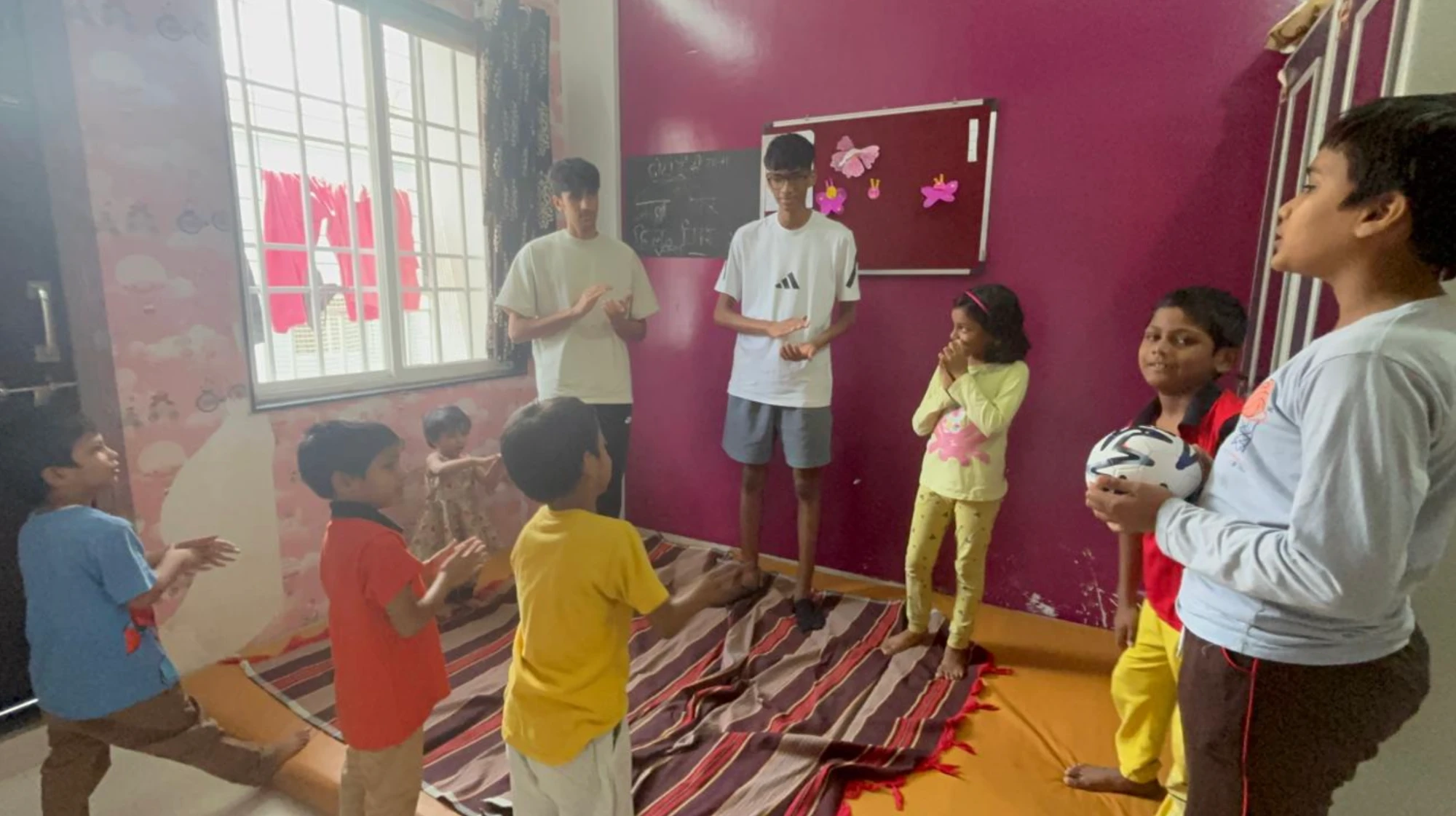 Volunteering: group activity with children